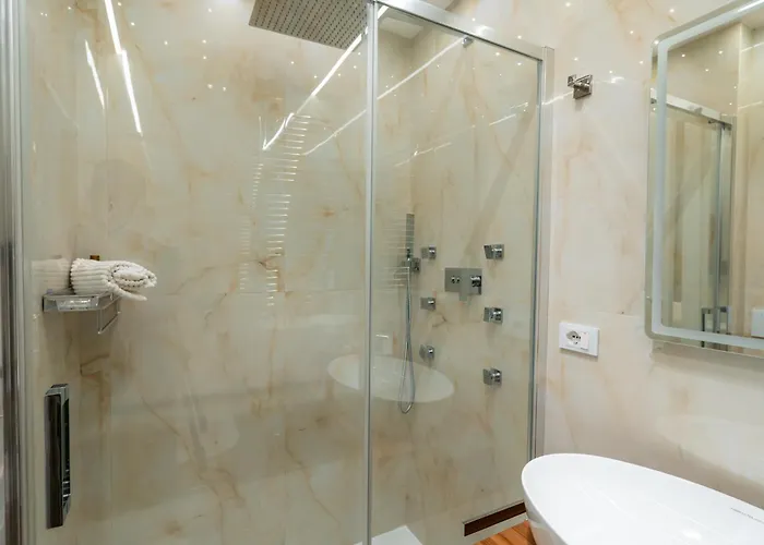 Paci Luxury * Rome